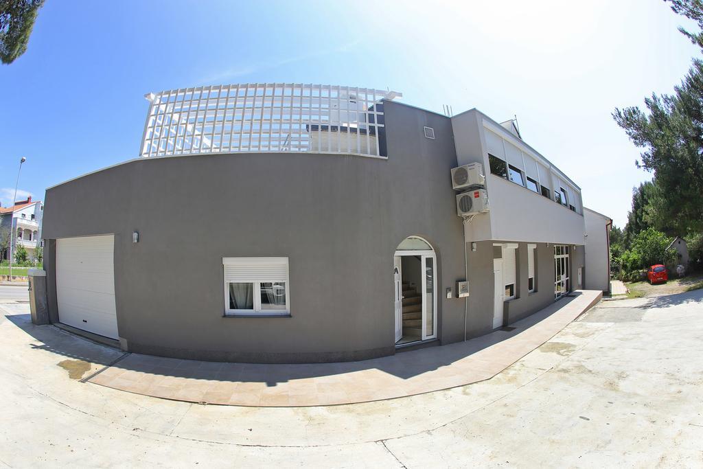Deluxe Mkc Apartments Zadar Eksteriør bilde