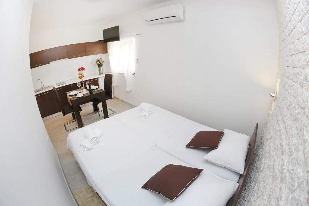 Deluxe Mkc Apartments Zadar Eksteriør bilde