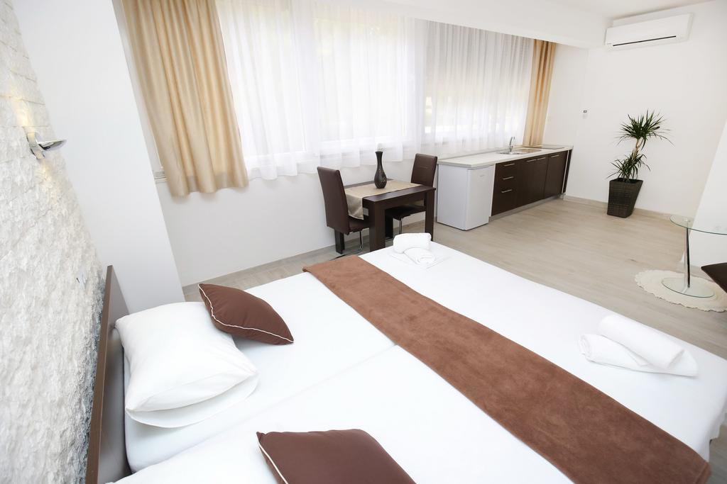 Deluxe Mkc Apartments Zadar Eksteriør bilde