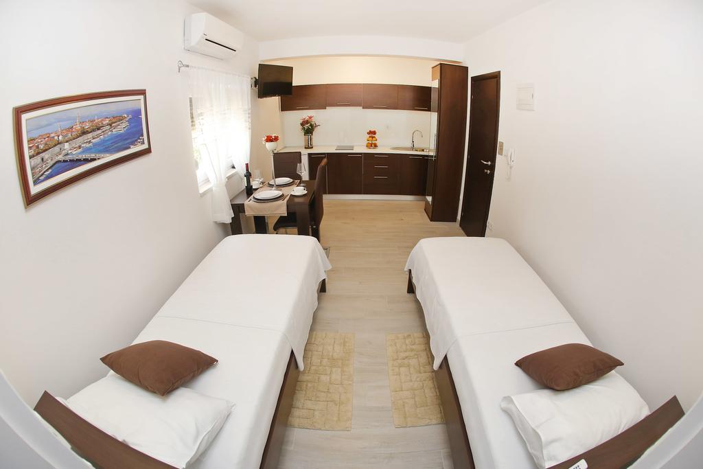 Deluxe Mkc Apartments Zadar Eksteriør bilde