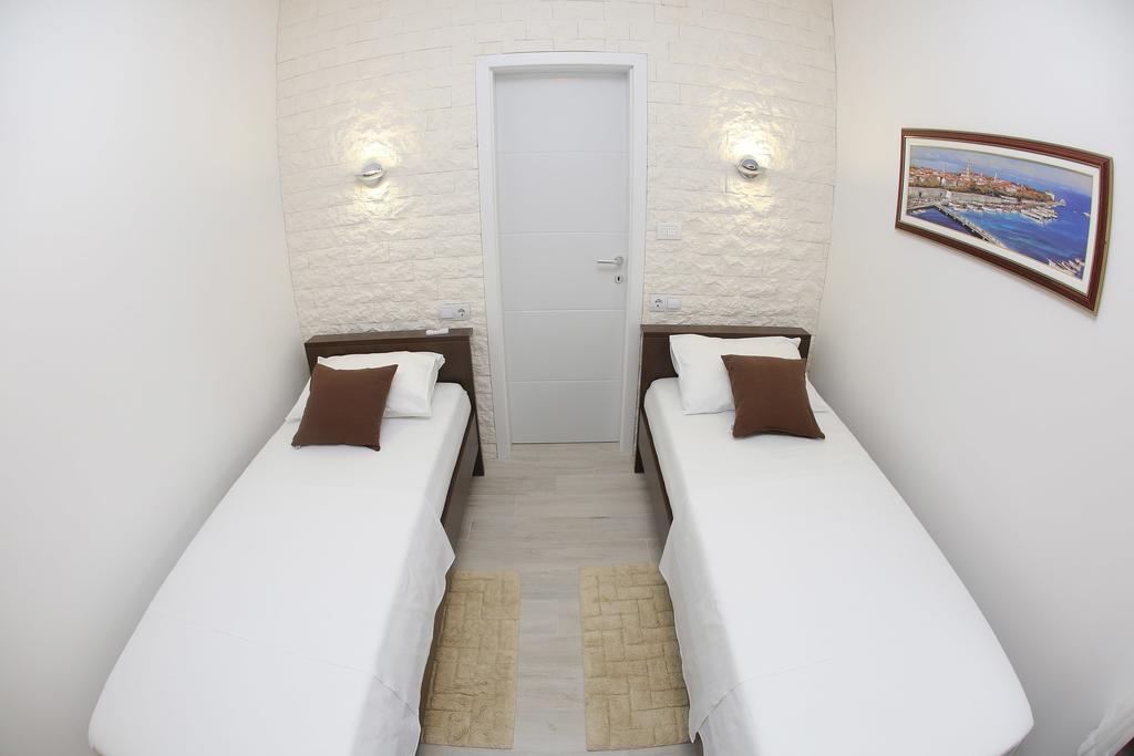 Deluxe Mkc Apartments Zadar Eksteriør bilde