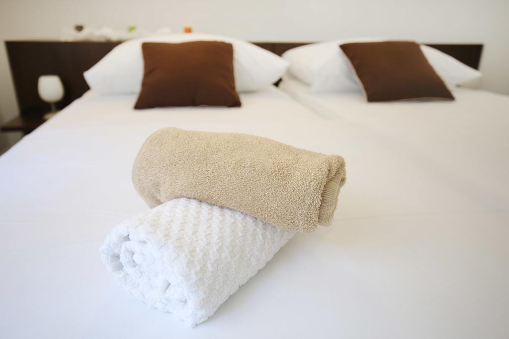 Deluxe Mkc Apartments Zadar Eksteriør bilde